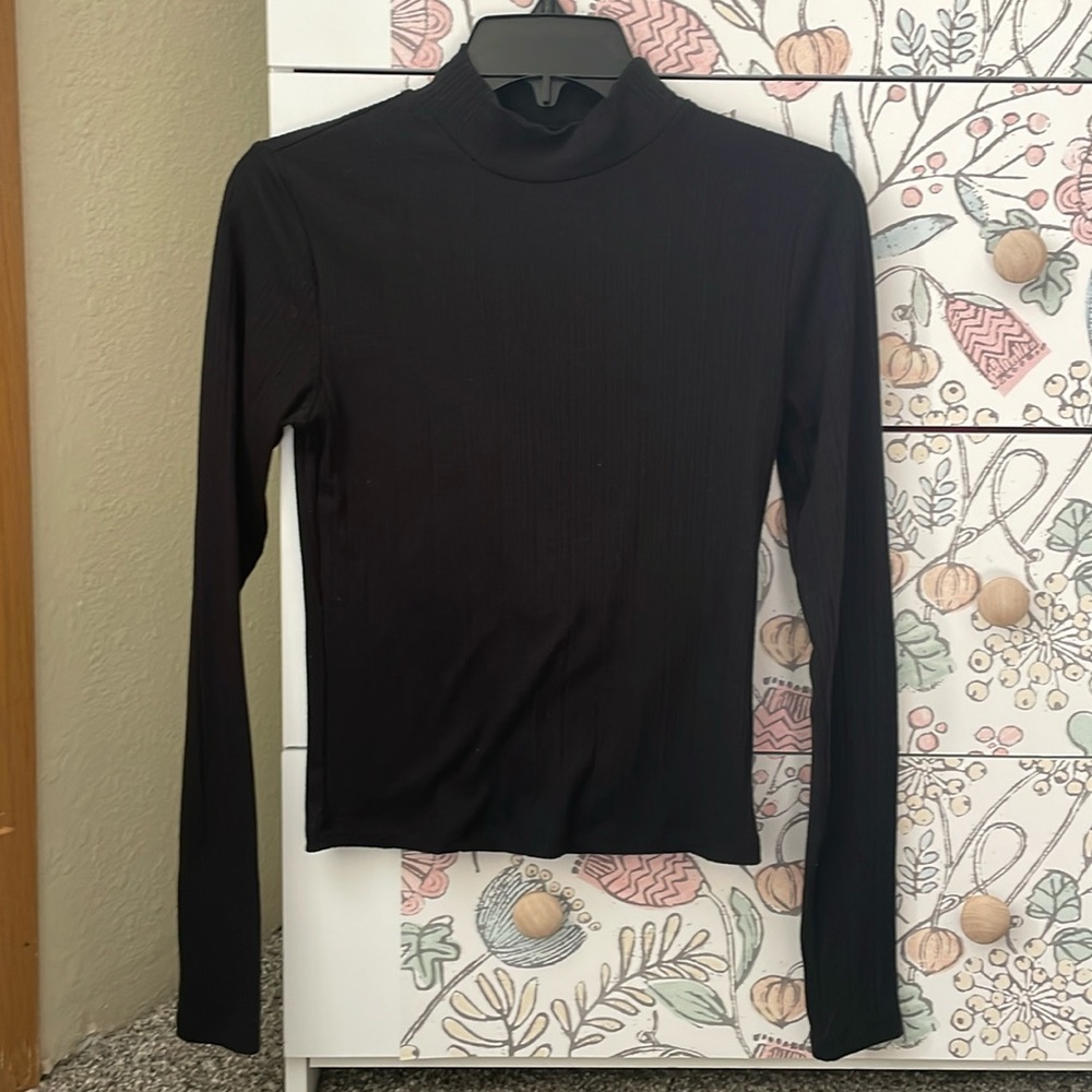 Aeropostale Long Sleeve Ribbed Mock Neck